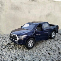 1:32 Diecast Toyota Hilux Revo/Rocco