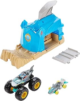 Pit & Launch Shark Track With Monster Truck