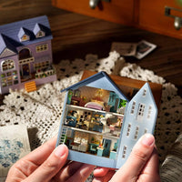 DIY Miniature Molan House With LED Lights