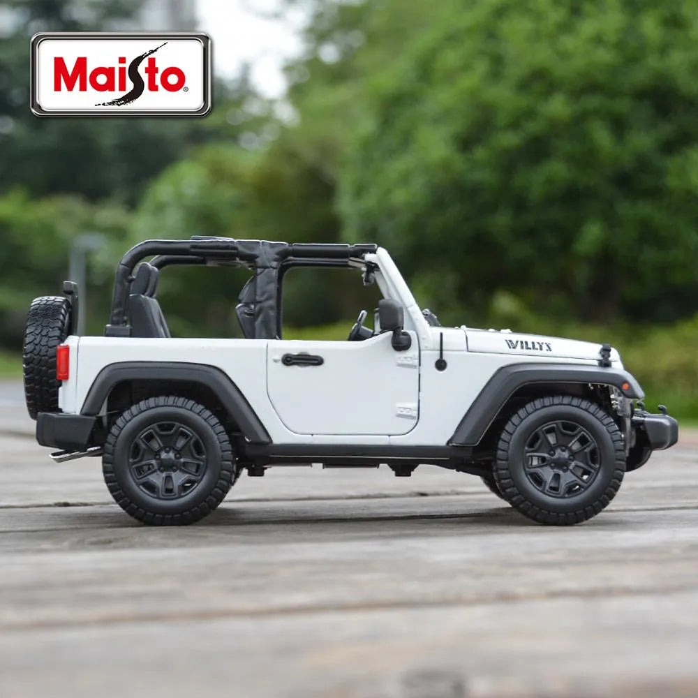 Maisto 1:18 Diecast 2014 Jeep Wrangler
