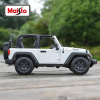 Maisto 1:18 Diecast 2014 Jeep Wrangler