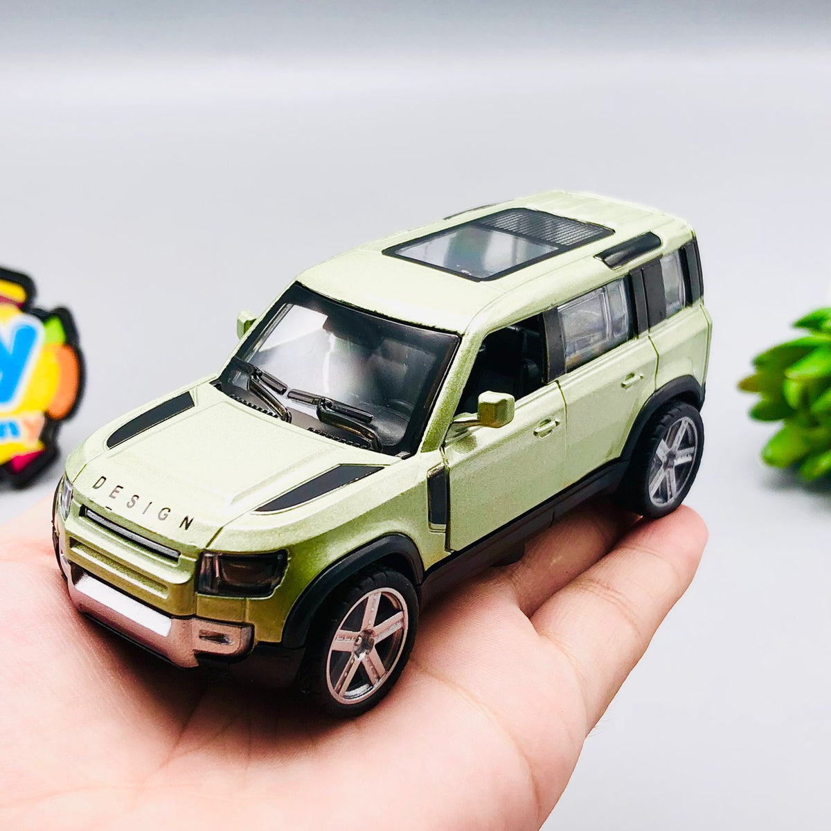 1:43 Diecast Defender Mini Model Jeep