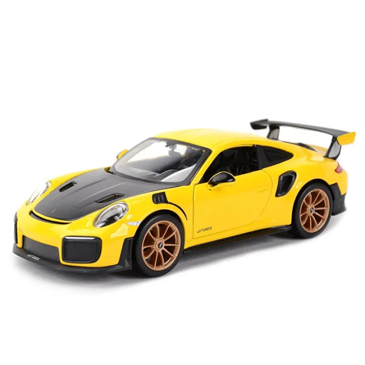 Maisto 1:24 Porsche 911 GT2 RS