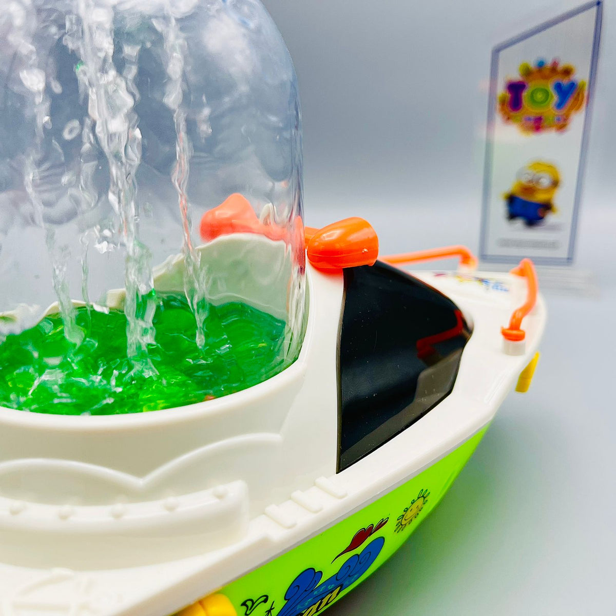 Water Fountain Boat with Lights & Sound