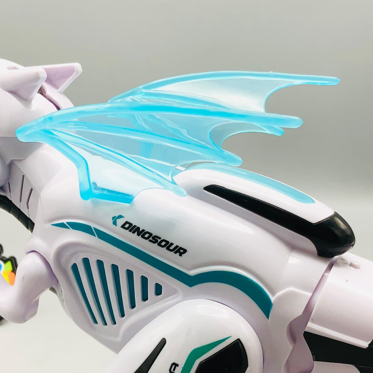 2.4GHz Remote Control Multi-functional Dinosaur With Spray Function