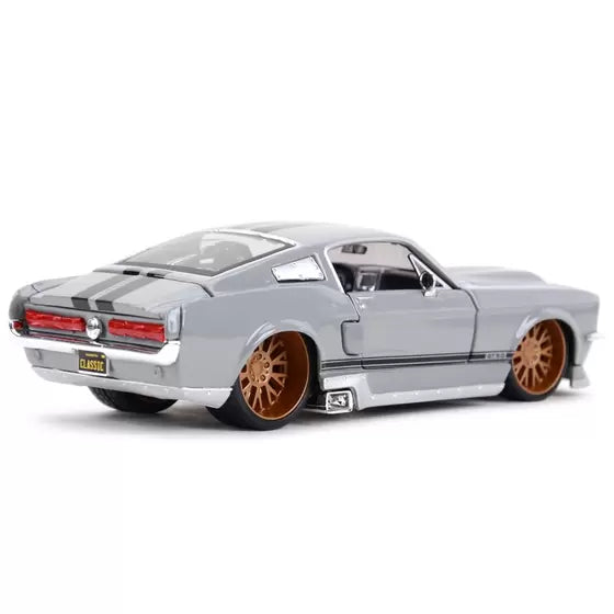 Maisto 1/24 Classic Muscle 1967 Ford Mustang