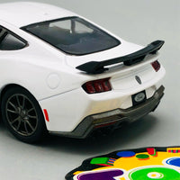 1:38 Kinsmart 2024 Ford Mustang Dark Horse