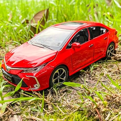 1:32 Diecast Toyota Corolla Hybrid Model Car