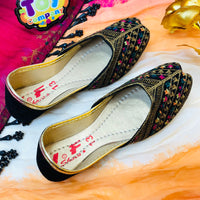 Thumbnail for Hand-Made Multani Khussa For Girls - Multi Black