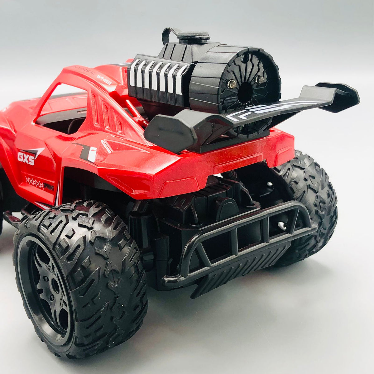 1:16 RC Crash Bumper Off-Road Spray Vehicle
