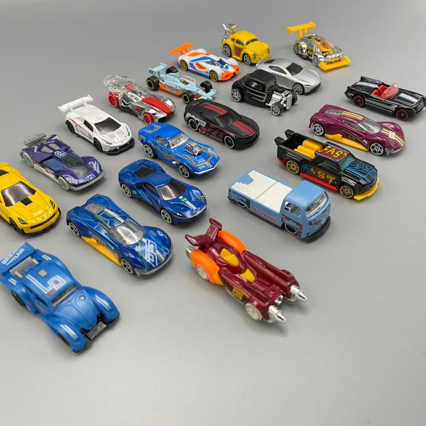 Hot Wheels Set of 20 Vehicles