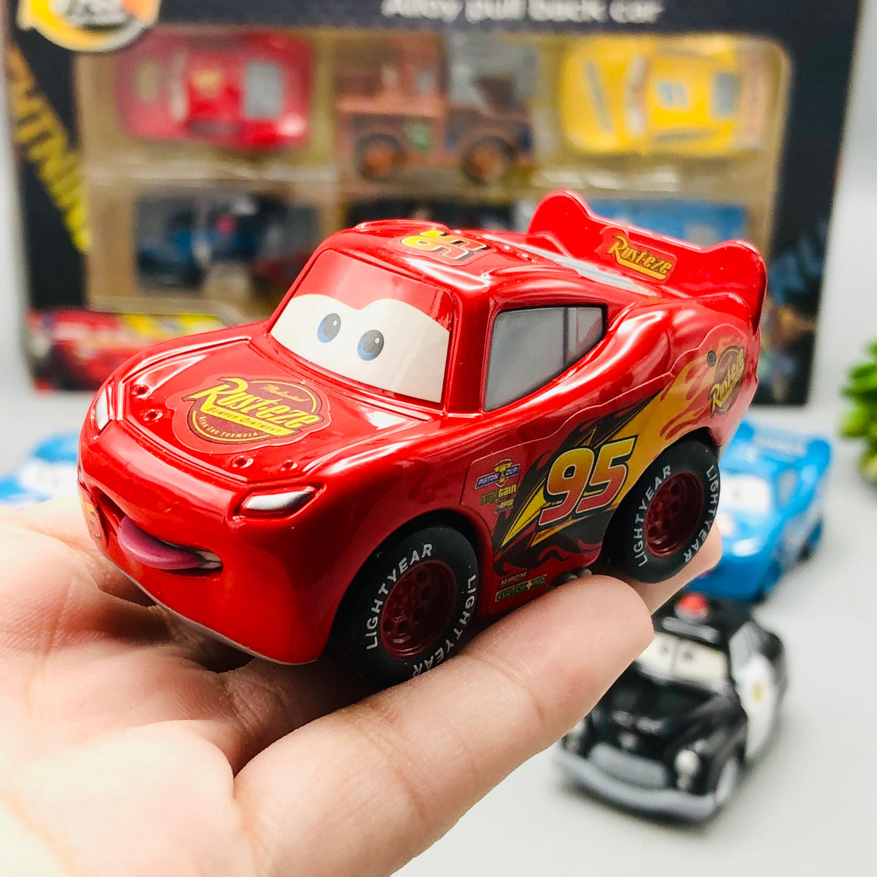 8Pcs Diecast Mini McQueen Pullback Cars Set