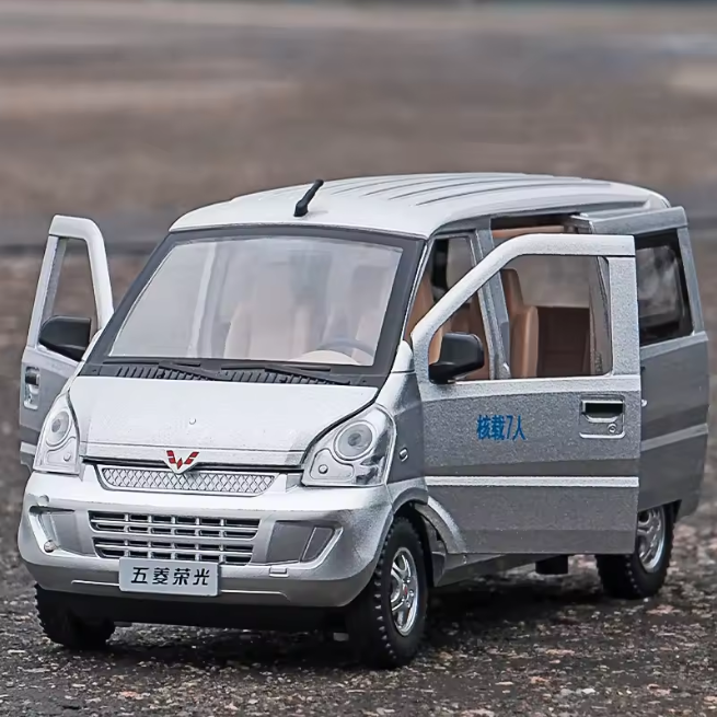 1:24 Diecast Wuling Glory Van Model