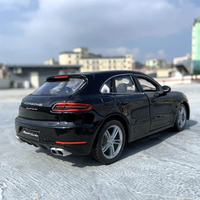 Bburago 1:24 Porsche Cayenne Turbo Model - Black