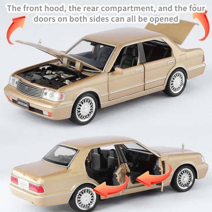 1:32 Diecast Toyota Crown Car Model