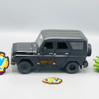 1:18 Diecast Russia UAZ Hunter SUV Model