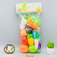 17Pcs Pretend Play Vegetable & Fruit Cutting Set