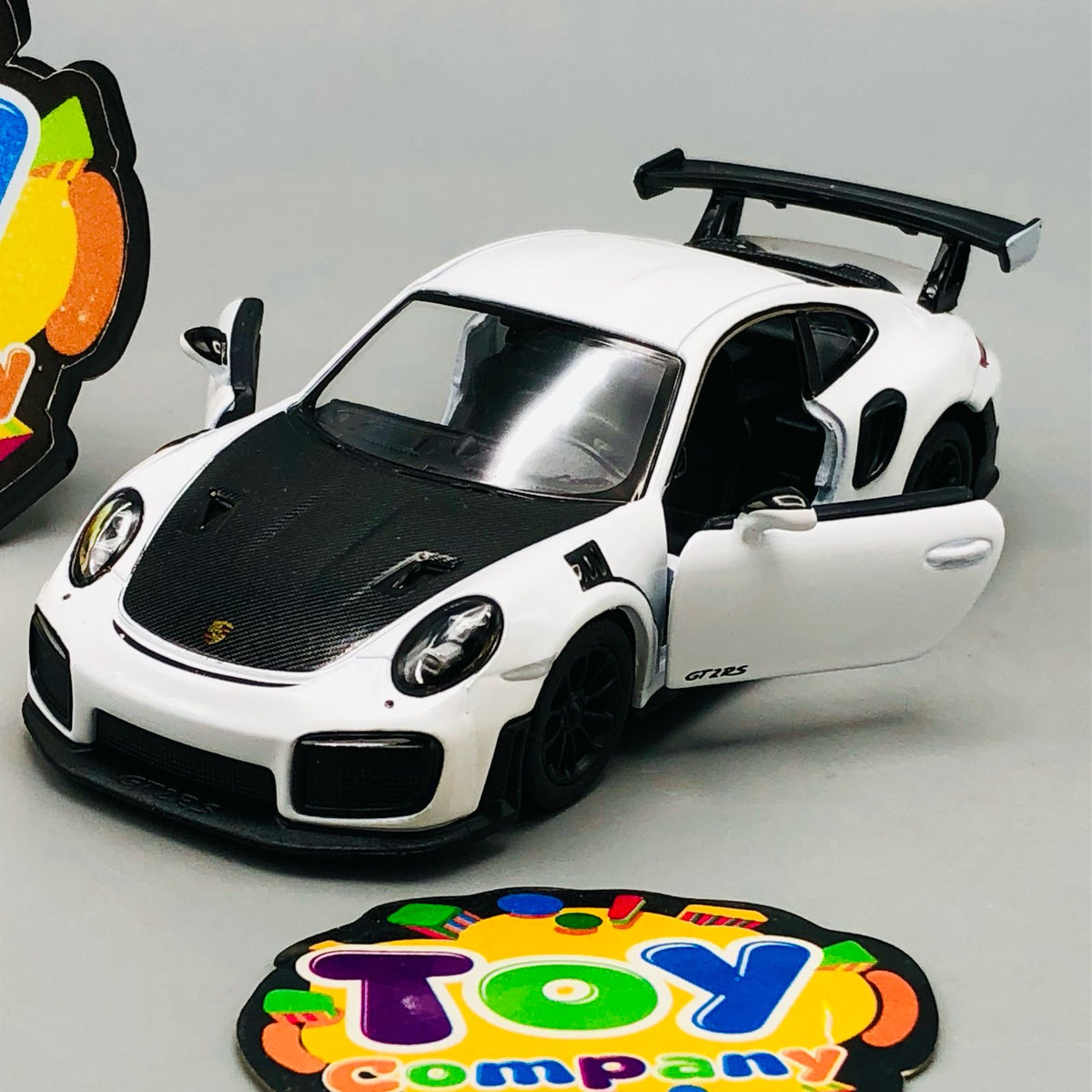 1:36 Kinsmart Porsche 911 GT2 RS