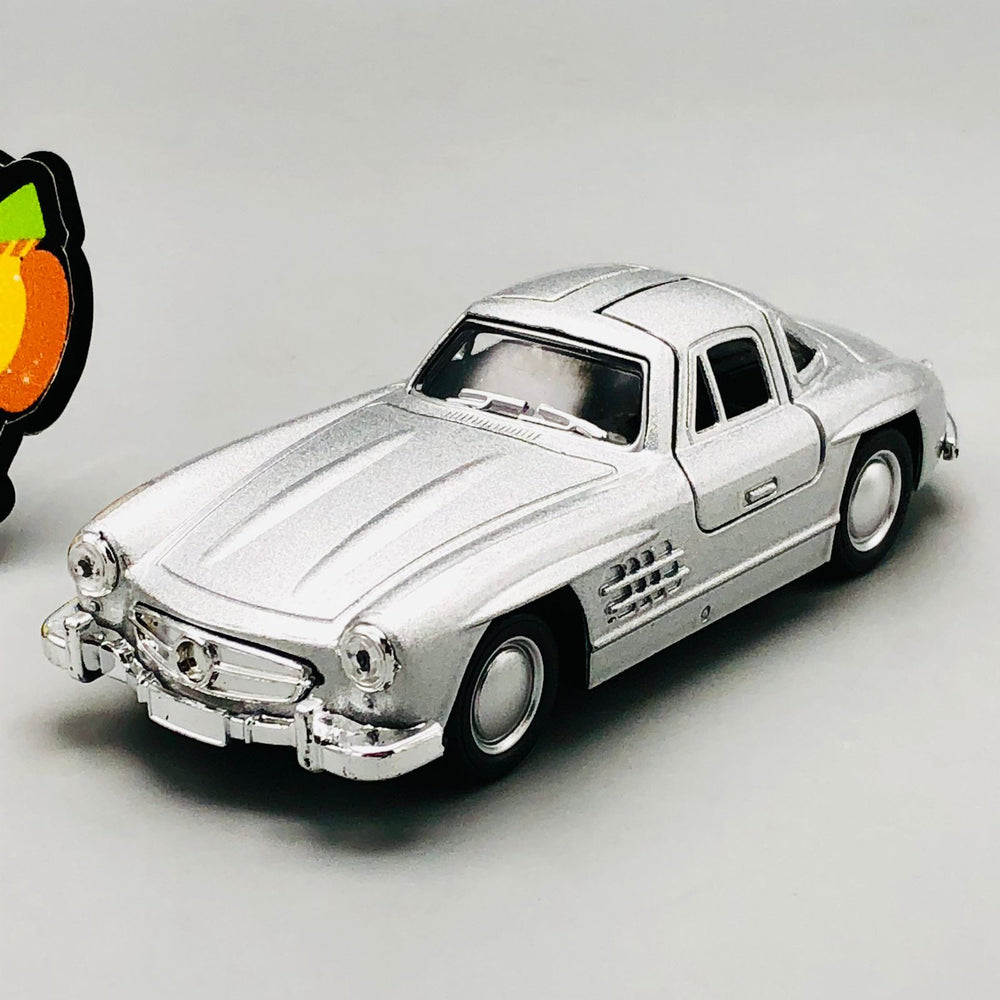 1:32 Diecast Mercedes Benz Luxury Model Car