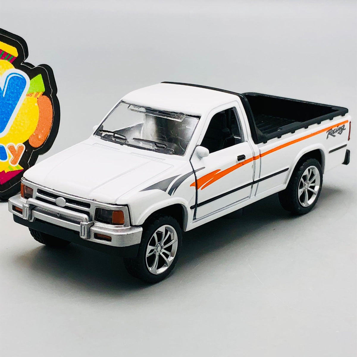 1:36 1992 Toyota Pickup Truck