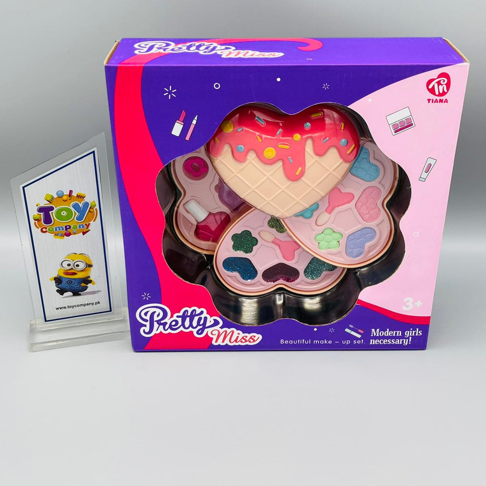 Pretty Miss Makeup - Heart Shape