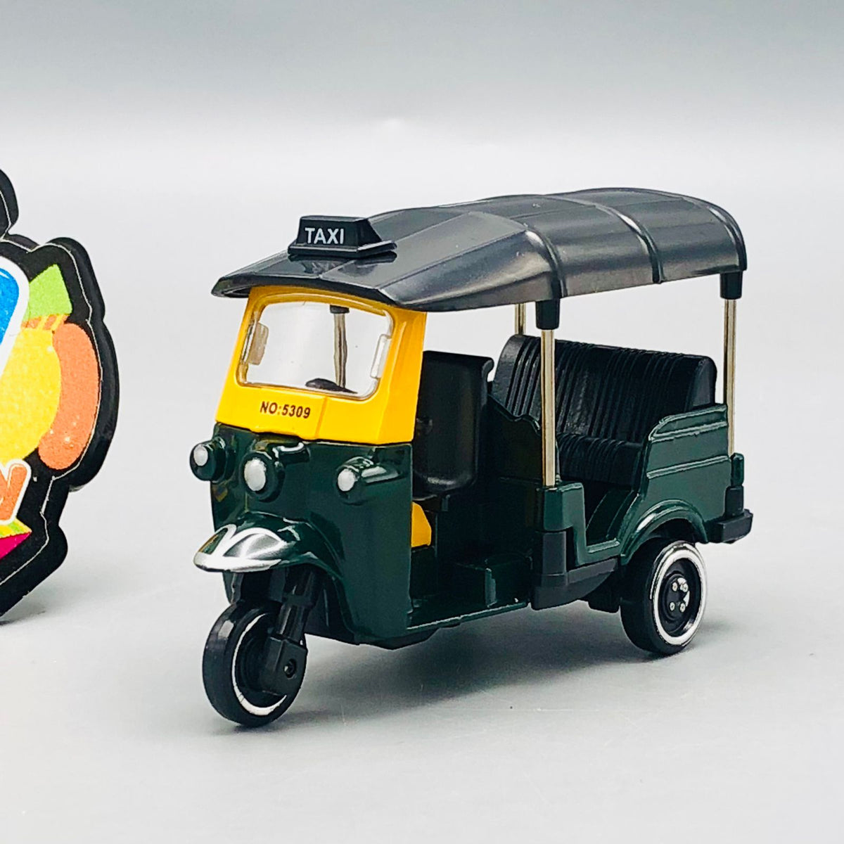 1:43 Diecast Mini Auto Rickshaw Model