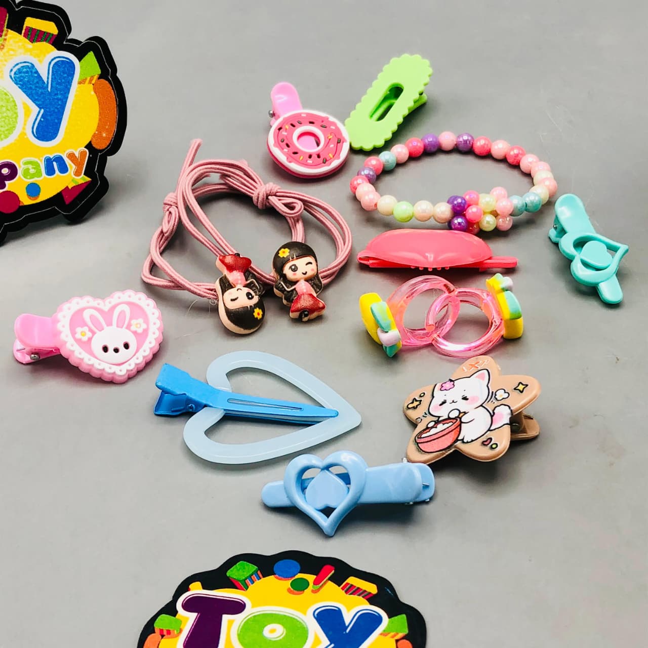 43Pcs Realistic Stylish Makeup & Jewellery Briefcase