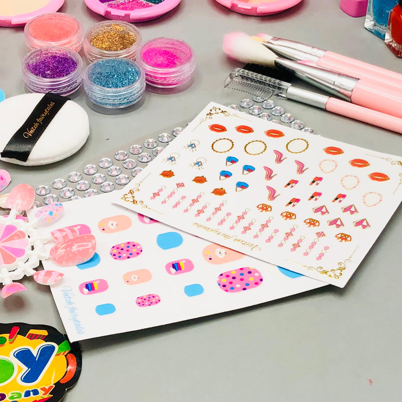 Realistic Girls Princess Makeup With Storage Box