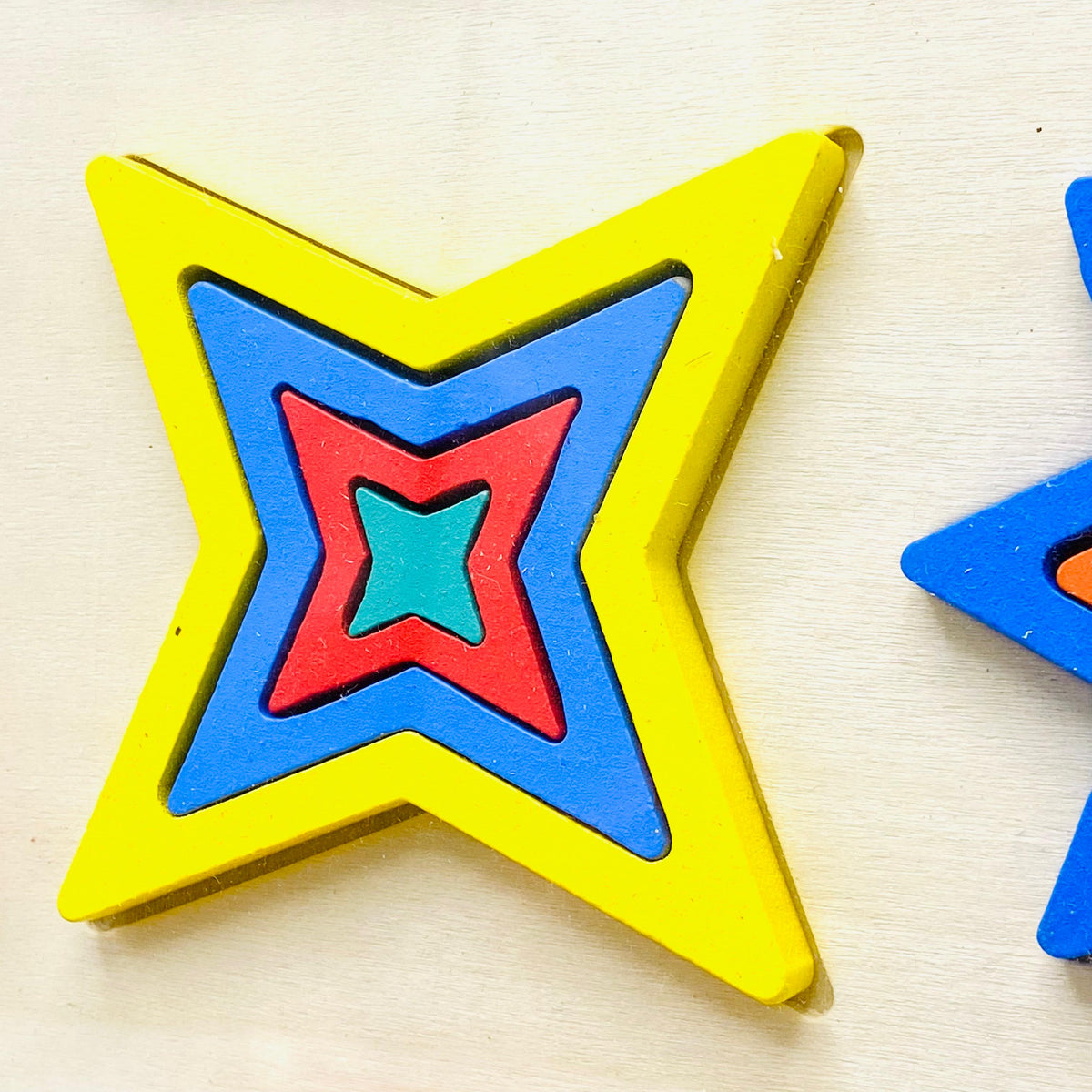 9Pcs Wooden Shapes Themed Puzzle Board