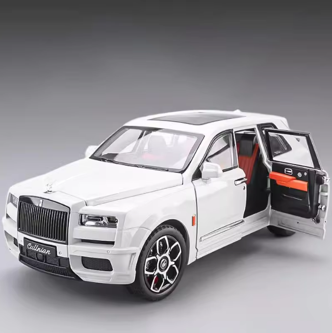 1:20 Diecast Rolls Royce Cullinan Model Car