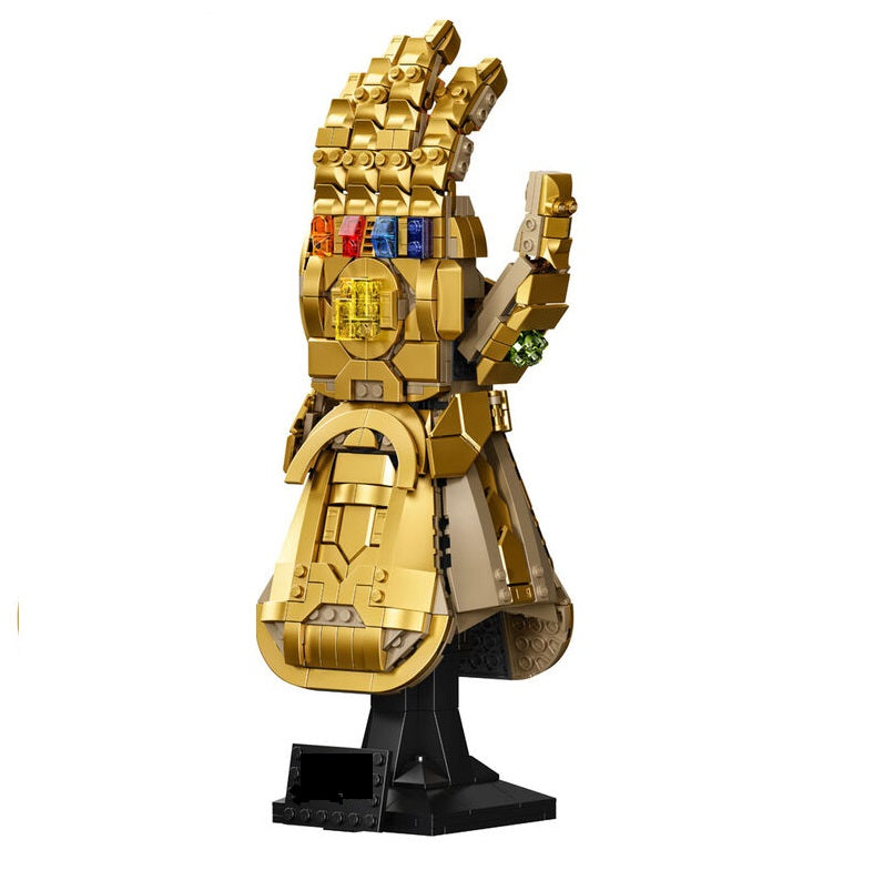 590Pcs Heroes Infinity Gauntlet