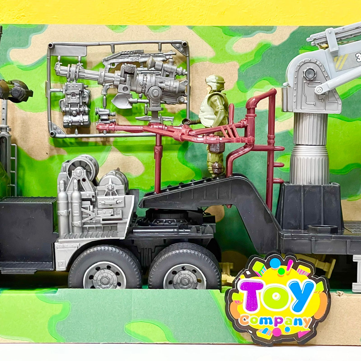 Army Carrier Trailer with Tank, Figures & Accessories