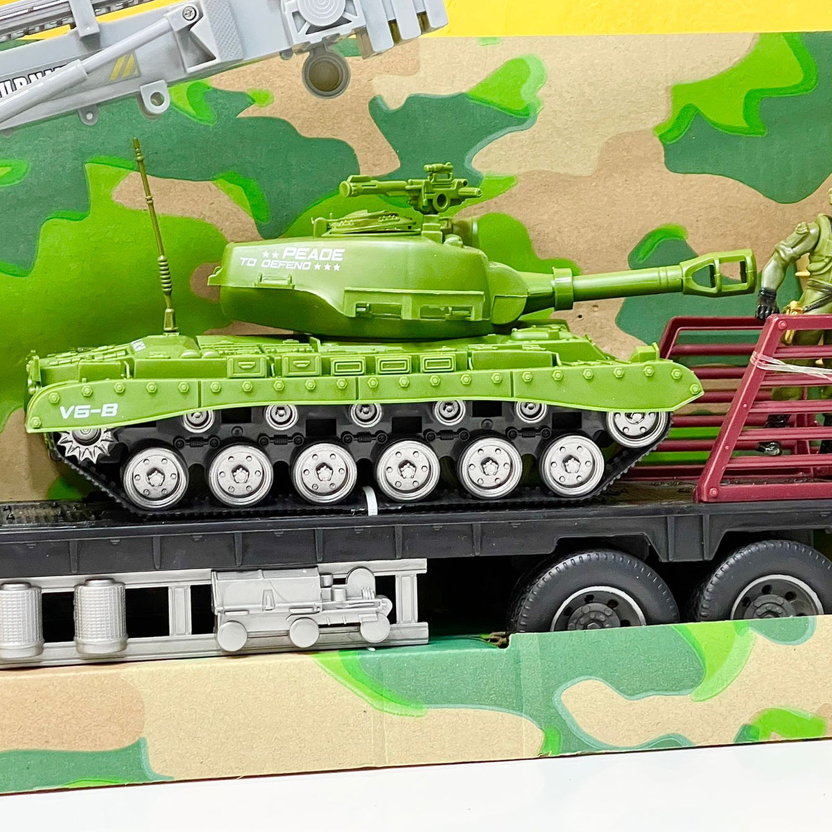 Army Carrier Trailer with Tank, Figures & Accessories