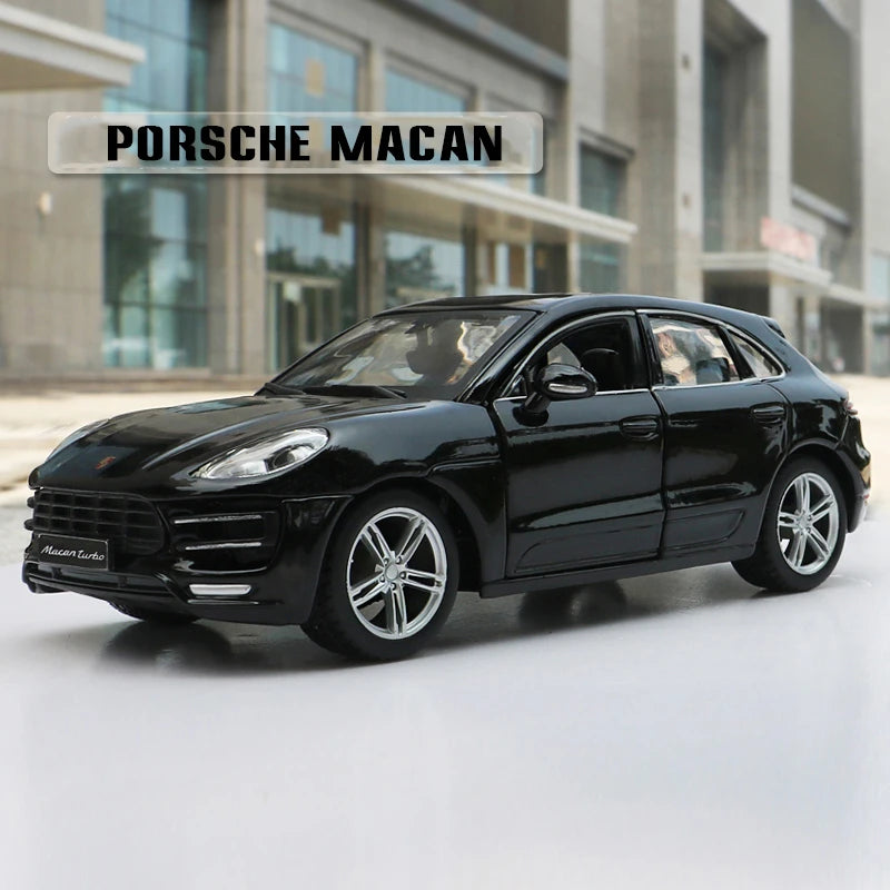 Bburago 1:24 Diecast Porsche Macan