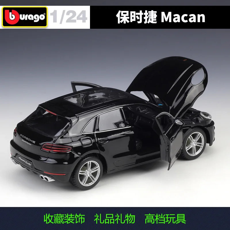 Bburago 1:24 Diecast Porsche Macan