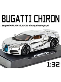 1:32 Diecast Bugatti Chiron With Acrylic Display Box - Glossy Silver