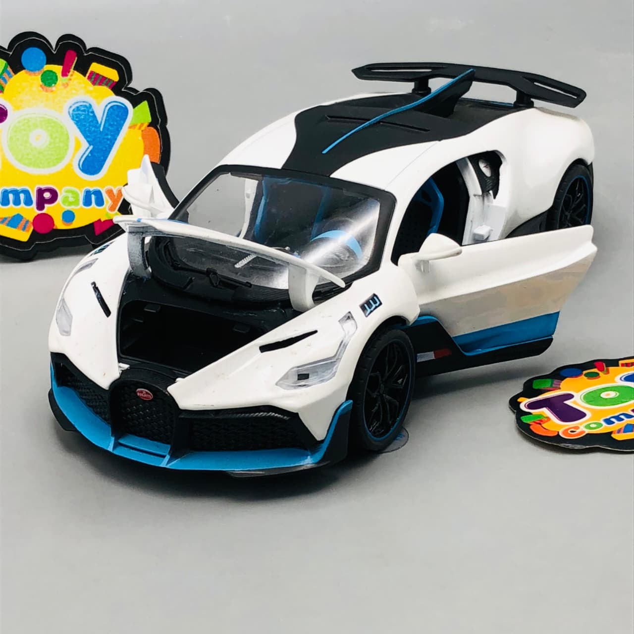 1:24 Diecast Bugatti Divo Model Car - Without Box