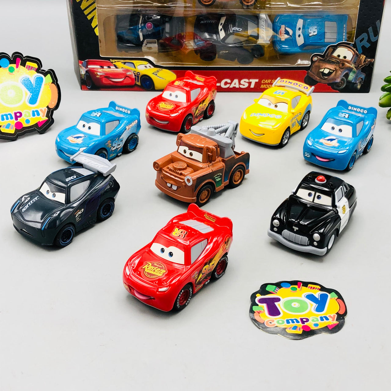 8Pcs Diecast Mini McQueen Pullback Cars Set