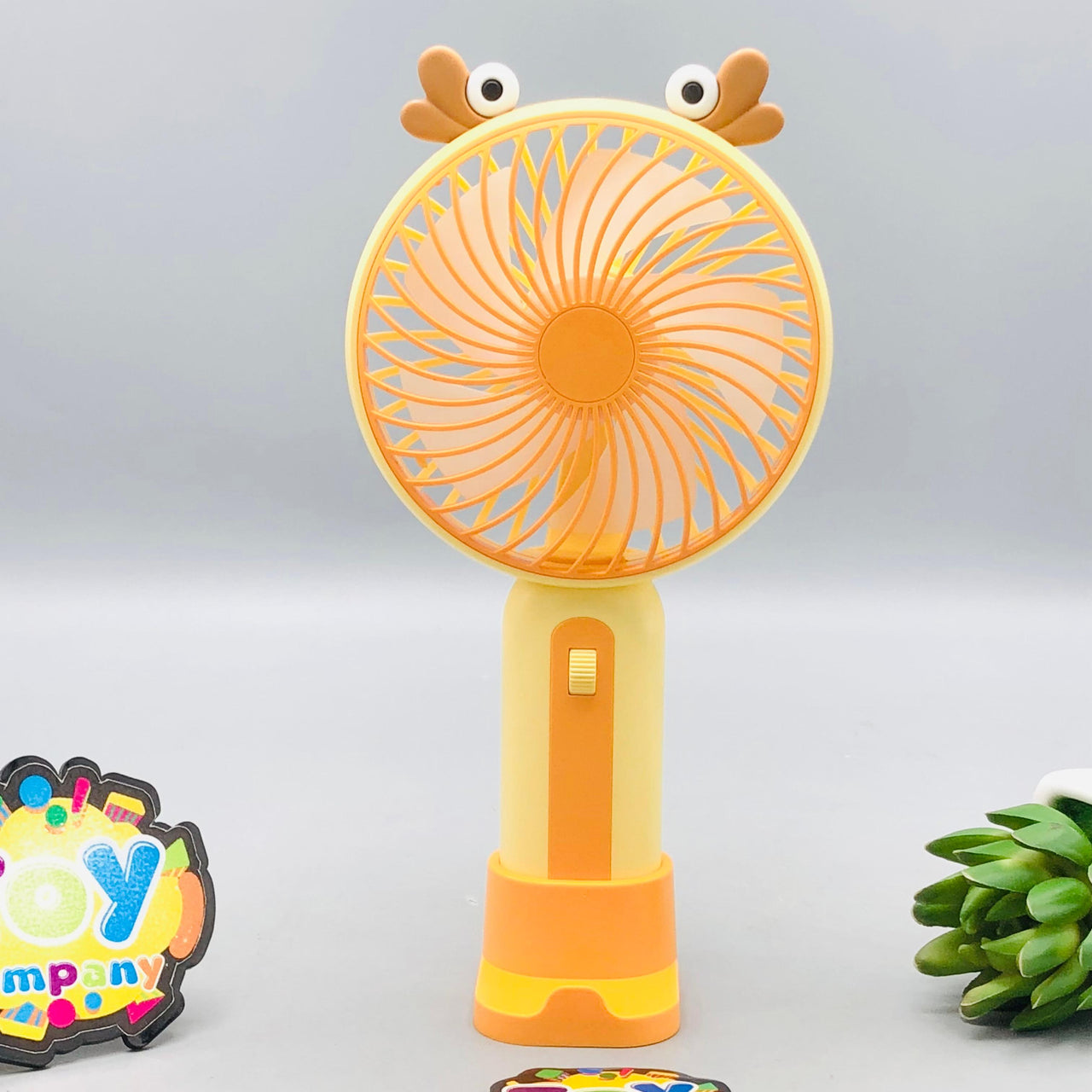 8" Rechargeable Frog Theme Cooling Fan With Light