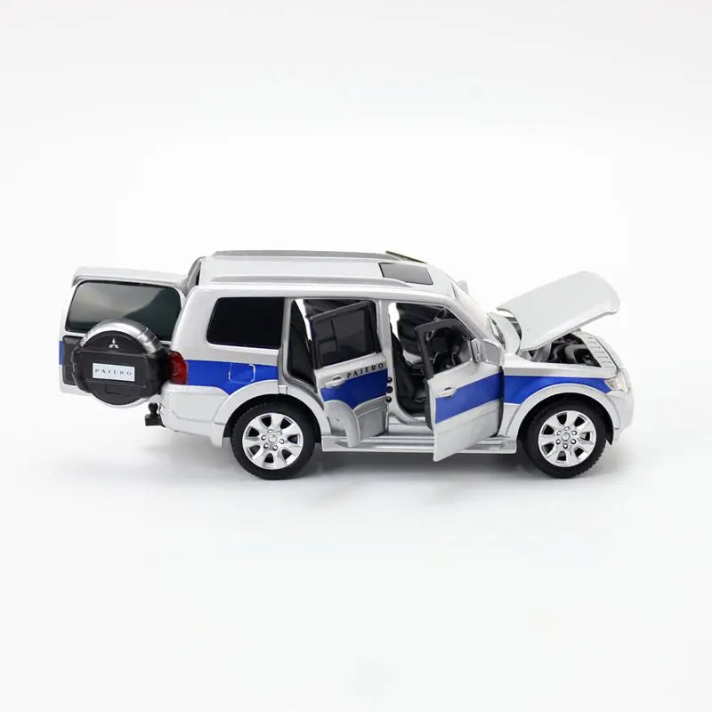 1:32 Diecast Pajero Model Car