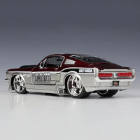 Maisto 1:24 Harley Davidson 1967 Ford Mustang GT