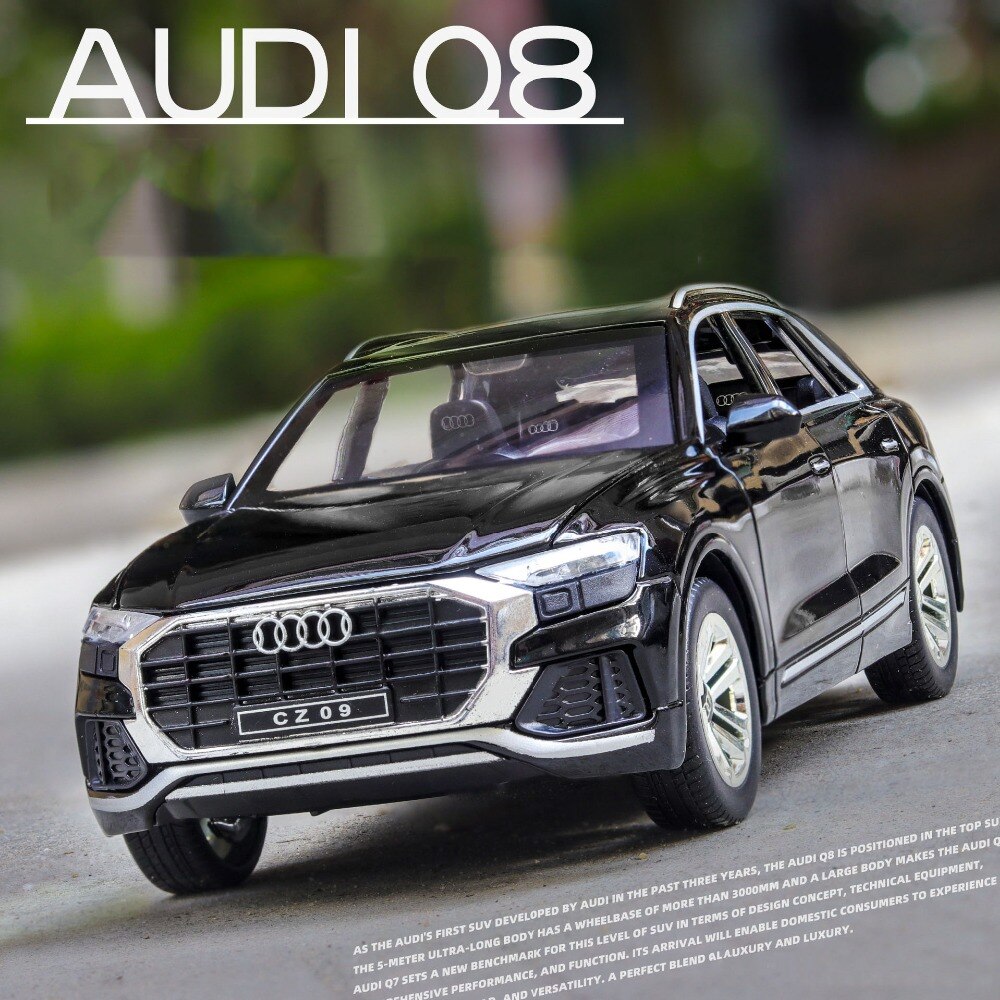 1:24 Scale Diecast Audi Q8