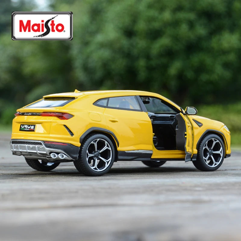 Maisto 1:24 Lamborghini Urus - Yellow