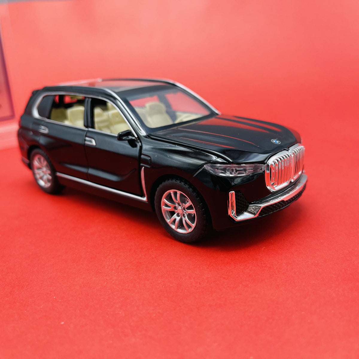 Die-cast Metal Body BMW X7