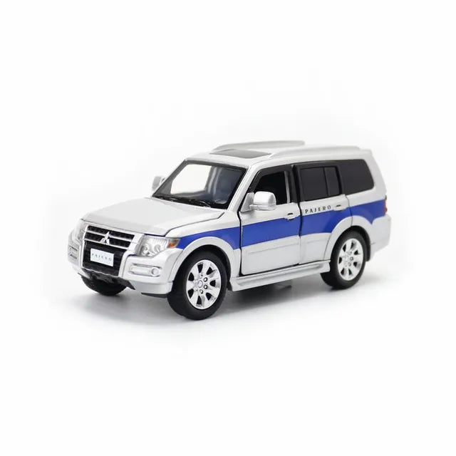 1:32 Diecast Pajero Model Car