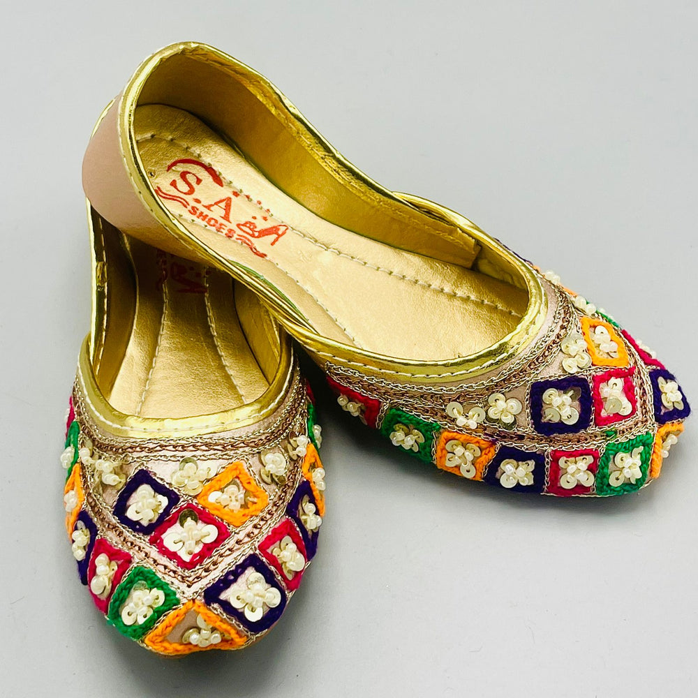 Hand-Made Multani Khussa for Girls Multi - Pink