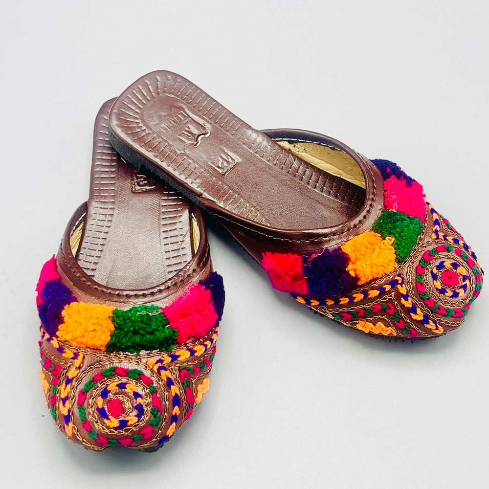 Hand-Made Sindhi Style Multani Chappal