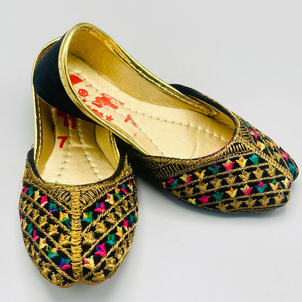 Hand-Made Multani Khussa for Girls Multi - Black