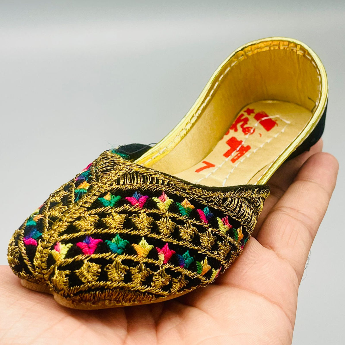 Hand-Made Multani Khussa for Girls Multi - Black