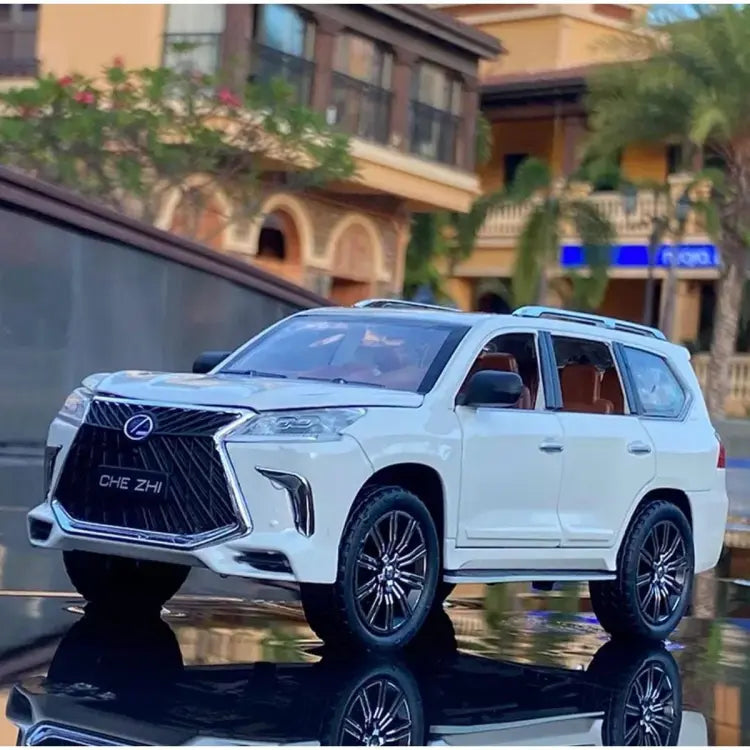 1:24 Diecast Metal Body Lexus LX570